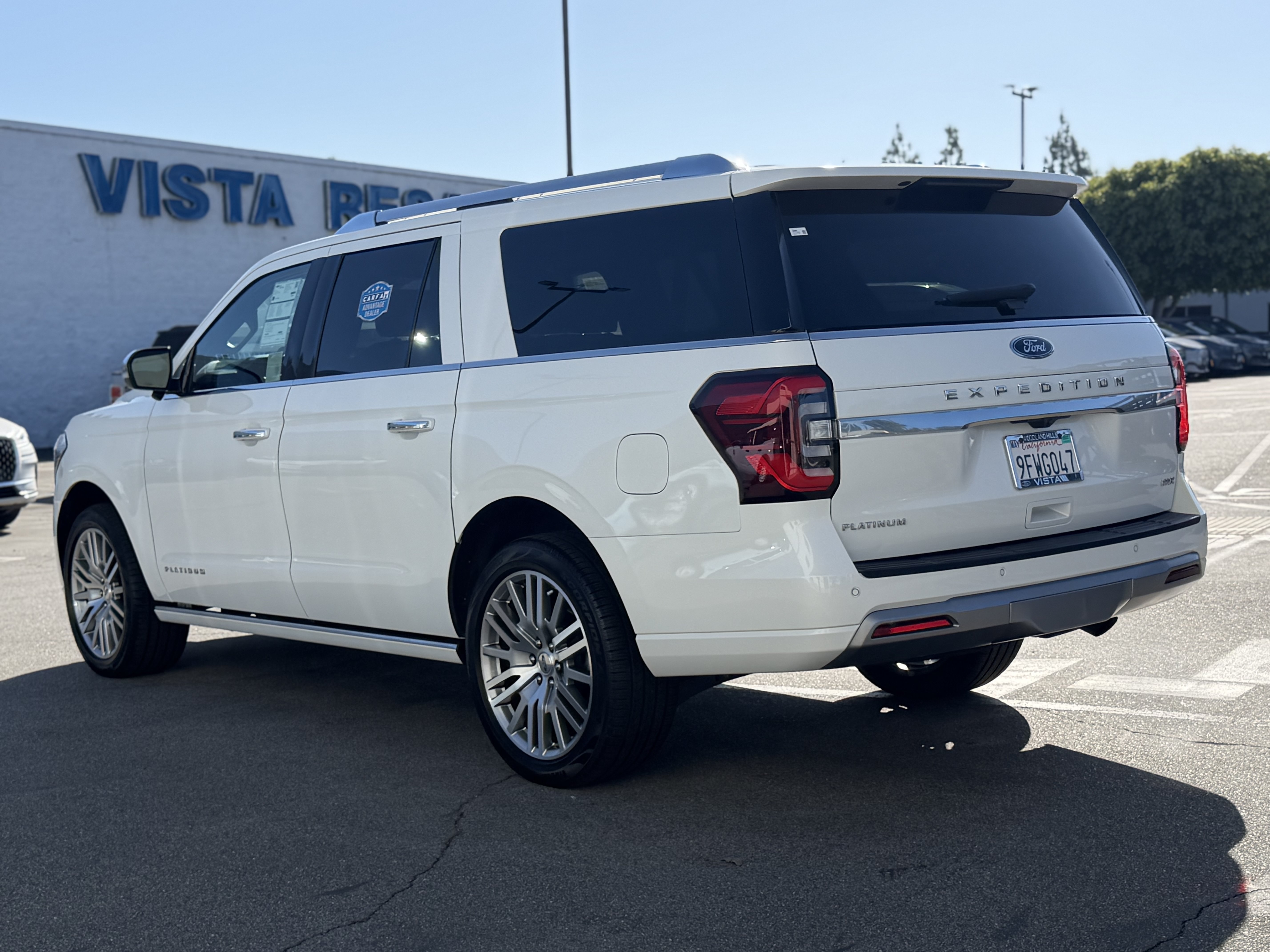Certified 2023 Ford Expedition Max Platinum AWD/4WD image 5