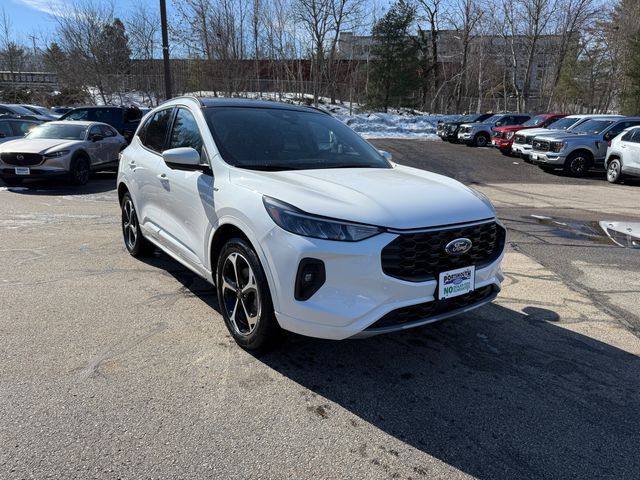Certified 2023 Ford Escape ST-Line Select w/ Tech Pack #2 image 1