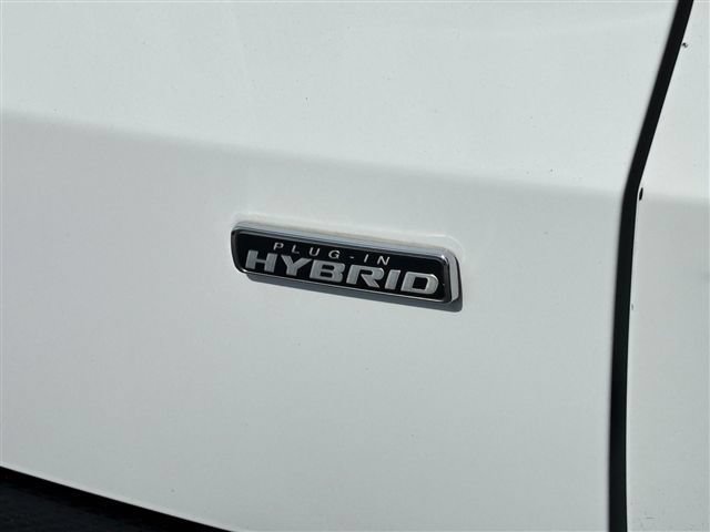 Certified 2023 Ford Escape SE w/ PHEV Premium Package FWD image 14