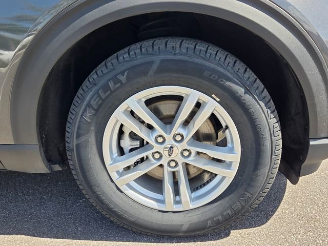 Certified 2020 Ford Explorer XLT w/ Equipment Group 202A image 11