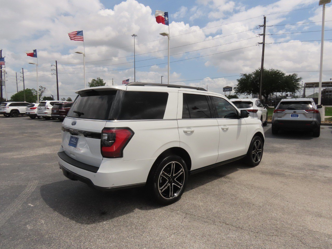 Certified 2021 Ford Expedition Limited RWD image 5