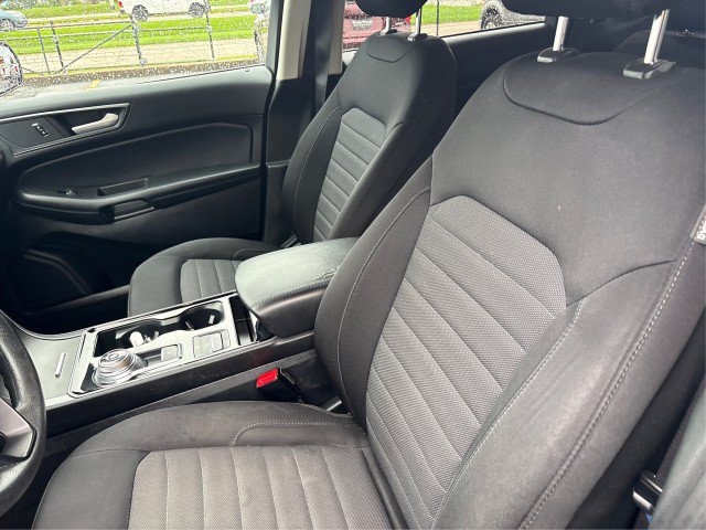 Certified 2020 Ford Edge SE w/ Cargo Accessory Package FWD image 9