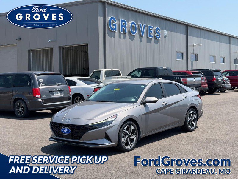 Used 2023 Hyundai Elantra SEL w/ Convenience Package