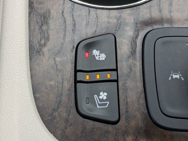 Used 2020 GMC Acadia Denali w/ Technology Package image 29