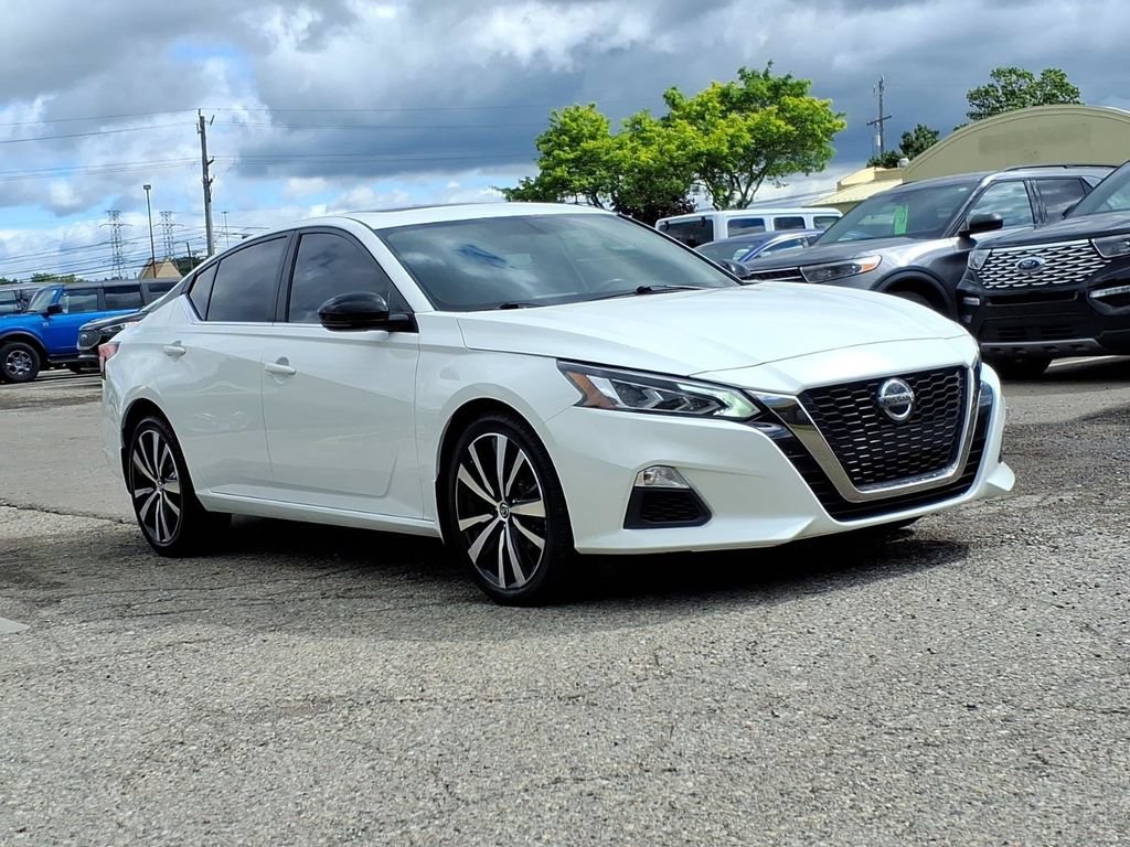 Used 2019 Nissan Altima 2.5 SR w/ SR Premium Package AWD/4WD image 7