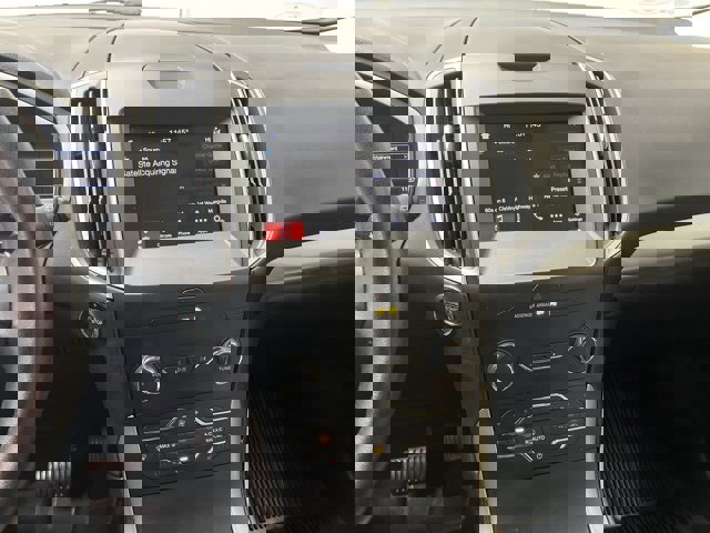 Certified 2019 Ford Edge SEL w/ Equipment Group 201A image 17