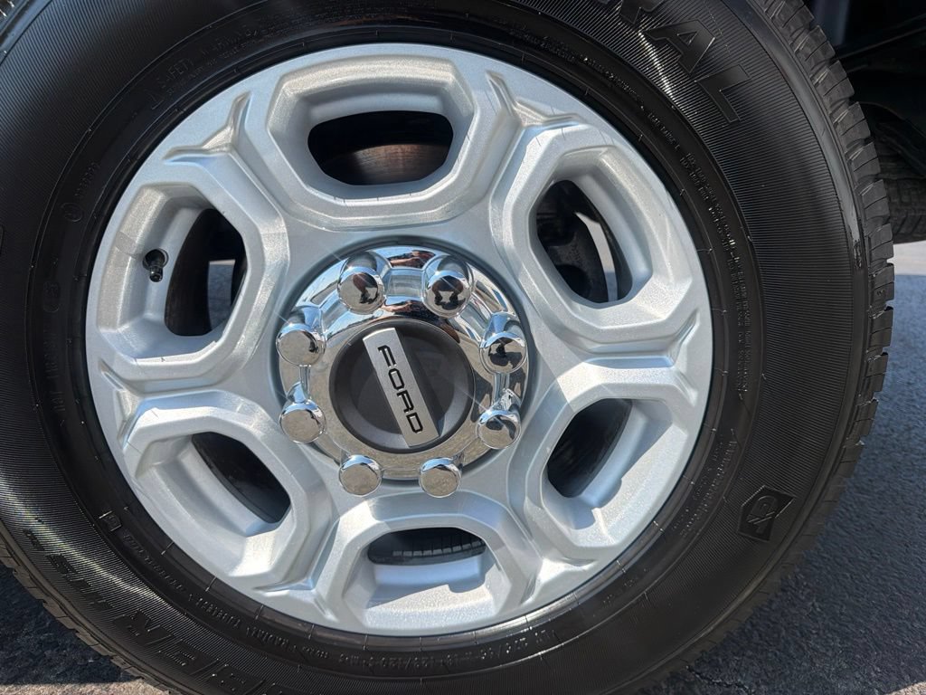 Certified 2025 Ford F250 XLT AWD/4WD image 54
