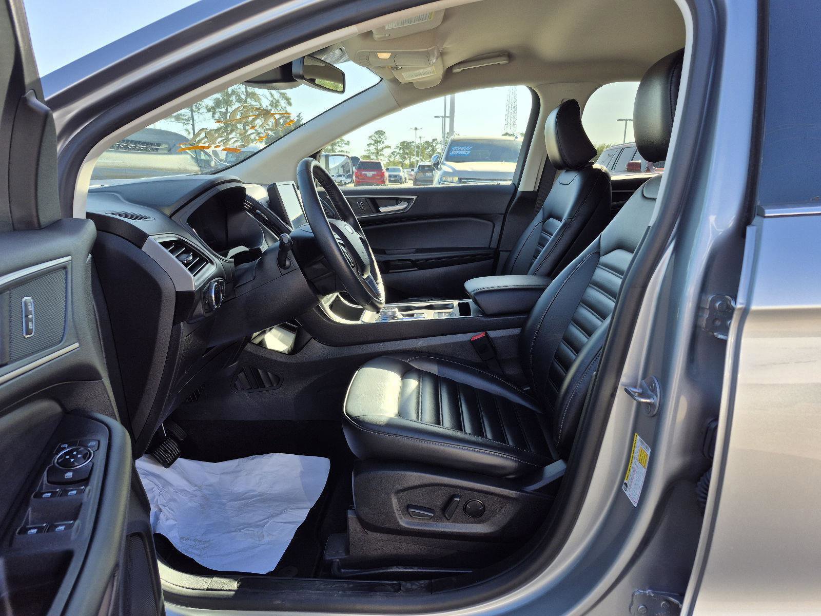 Certified 2024 Ford Edge SEL image 8