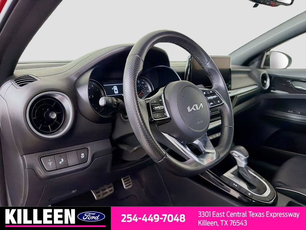 Used 2024 Kia Forte GT-Line w/ GT-Line Premium Package FWD image 11