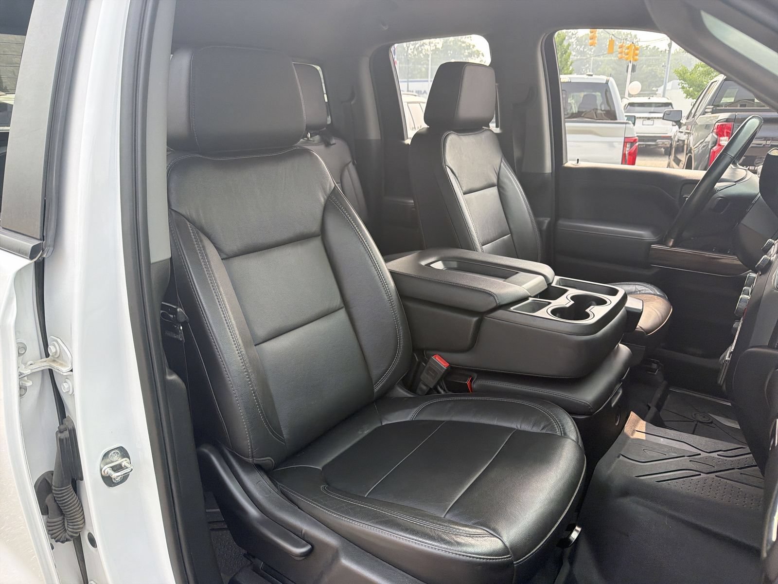 Used 2020 Chevrolet Silverado 1500 LT w/ All-Star Edition AWD/4WD image 22
