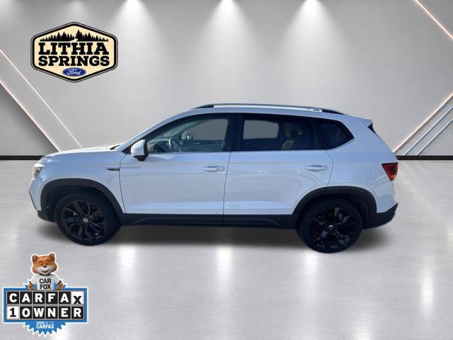 Used 2024 Volkswagen Taos SE FWD image 3