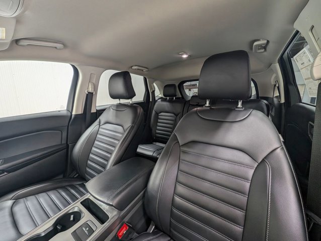 Certified 2022 Ford Edge SEL w/ Convenience Package image 8