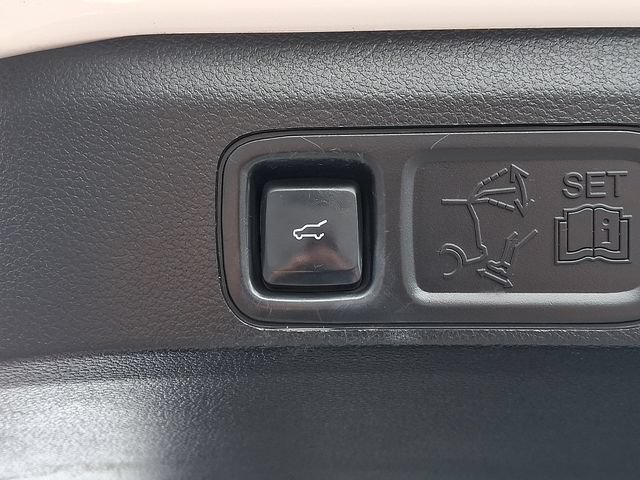 Certified 2021 Ford Expedition Limited AWD/4WD image 32
