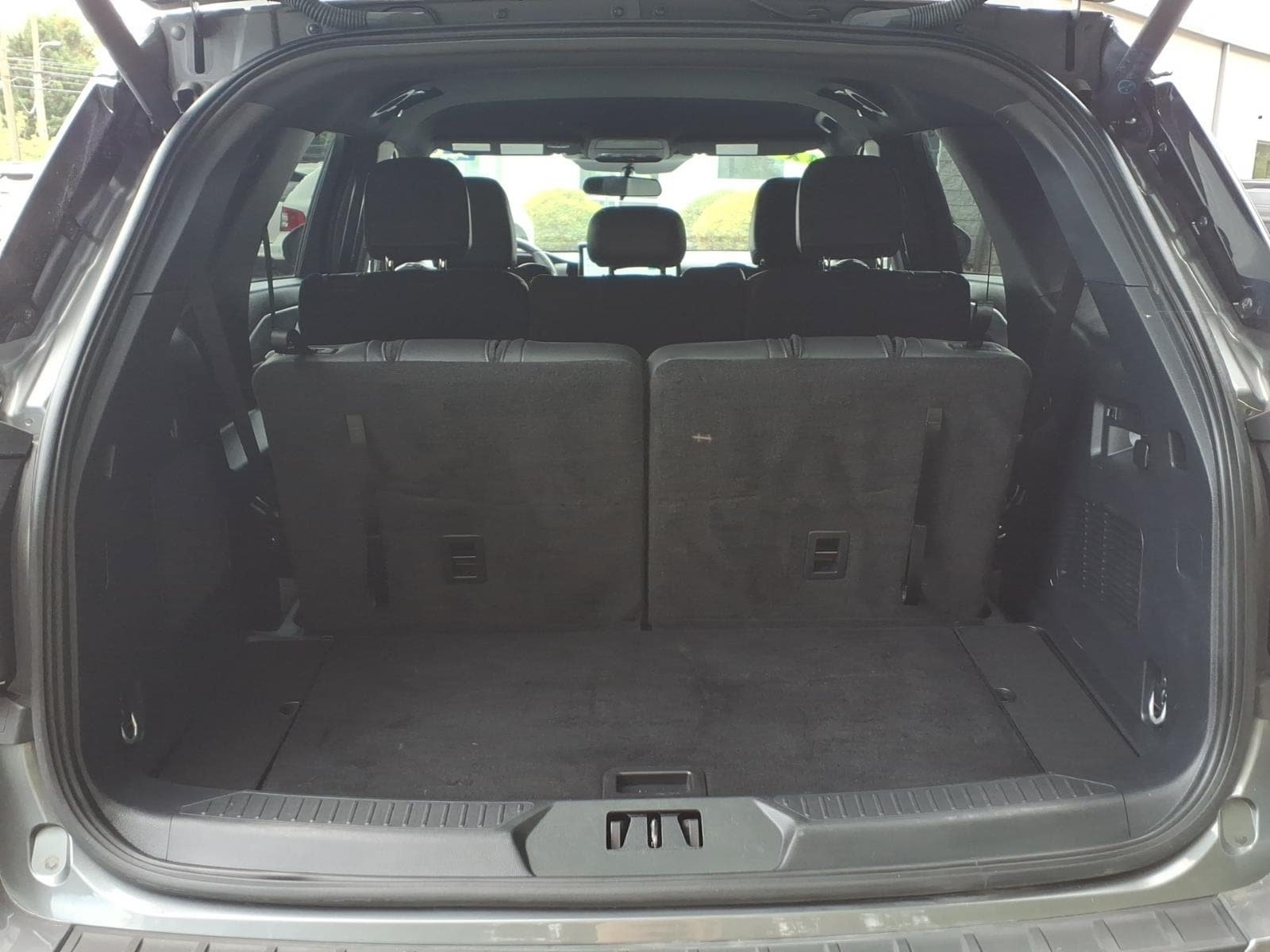 Certified 2025 Ford Explorer ST-Line w/ ST-Line Street Pack AWD/4WD image 25