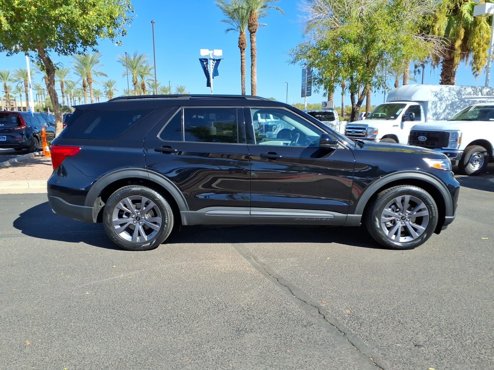 Certified 2023 Ford Explorer XLT w/ Equipment Group 202A RWD image 3