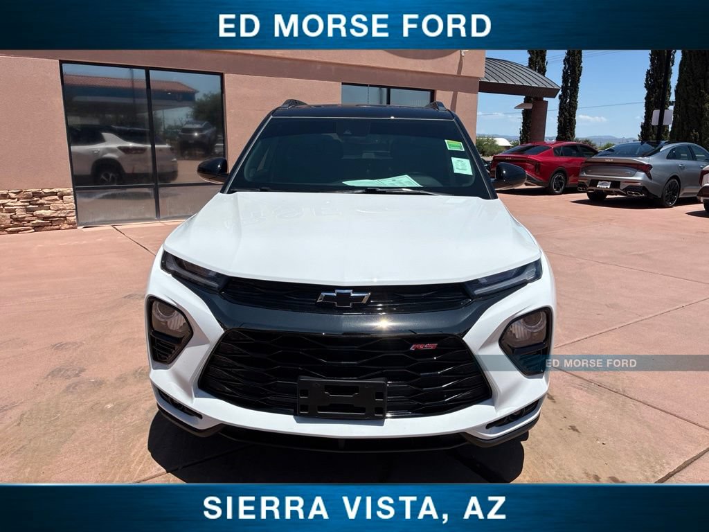 Used 2023 Chevrolet TrailBlazer RS w/ Sun and Liftgate Package FWD image 12
