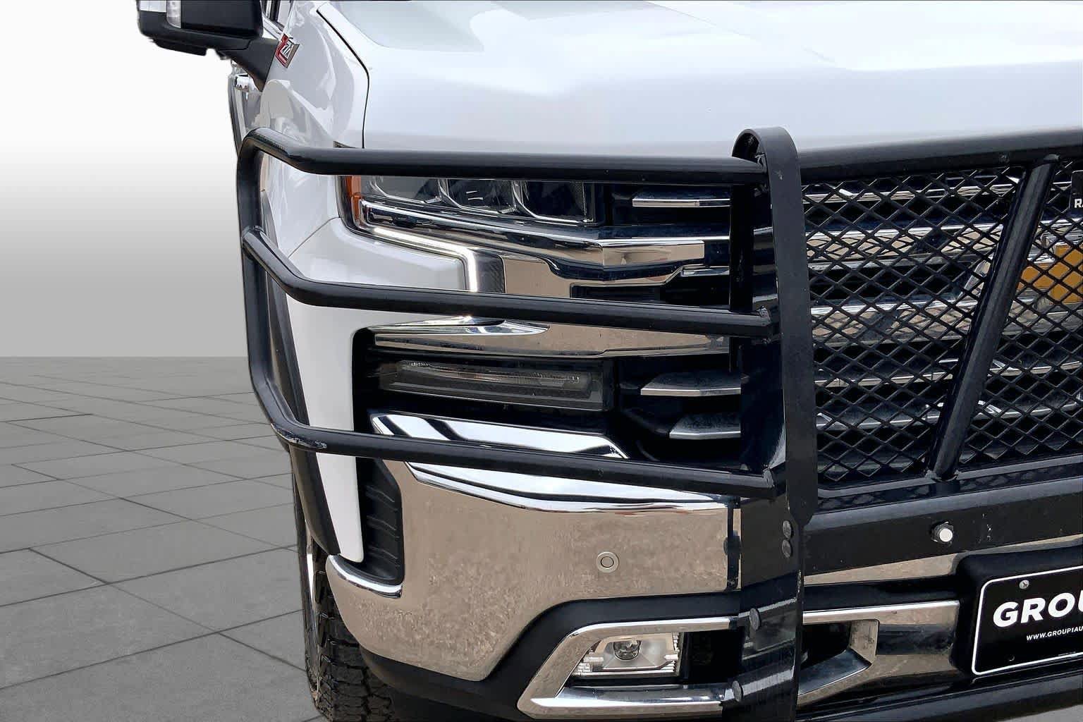 Used 2021 Chevrolet Silverado 1500 LTZ AWD/4WD image 28