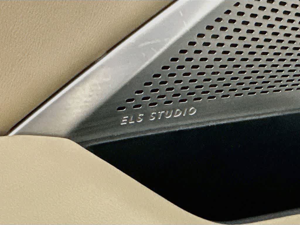 Used 2023 Acura MDX SH-AWD w/ Technology Package image 30