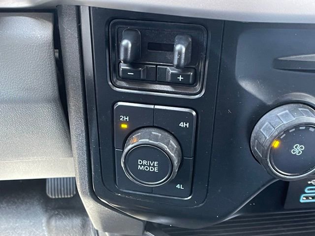 Certified 2023 Ford F550 4x4 Regular Cab Super Duty image 28
