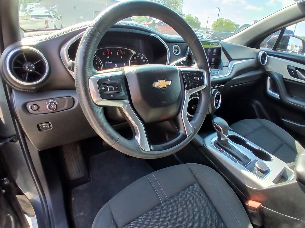Used 2021 Chevrolet Blazer LT FWD image 9