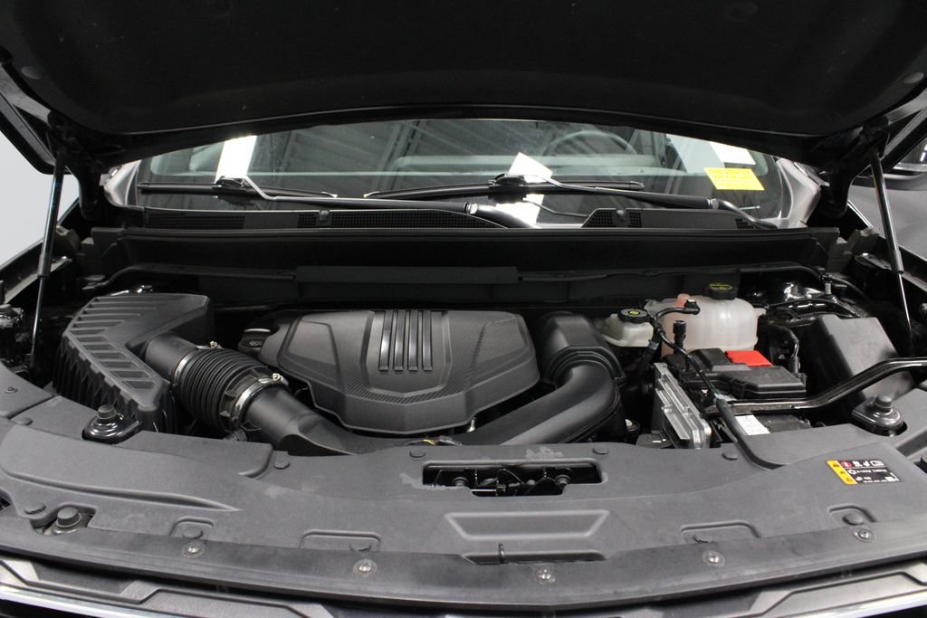Used 2025 Chevrolet Traverse LT AWD/4WD image 14