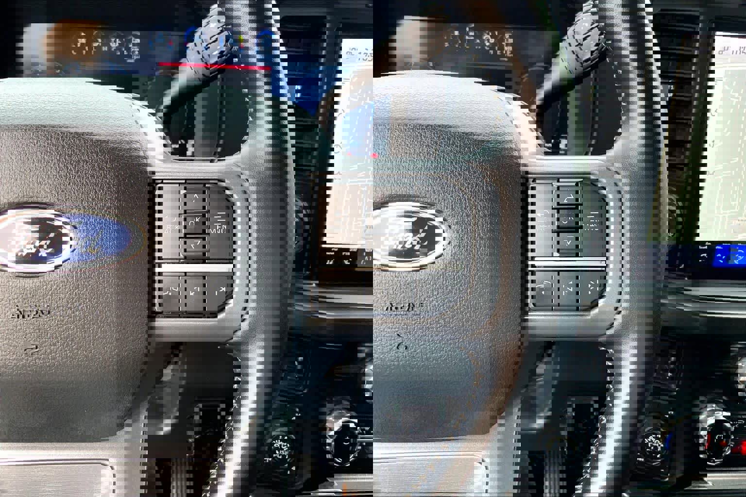 Certified 2023 Ford F250 Lariat w/ Lariat Ultimate Package image 21