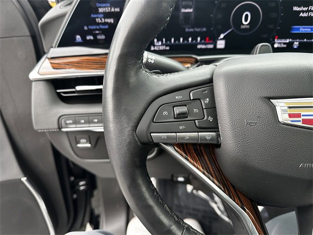Used 2023 Cadillac Escalade Premium Luxury image 28