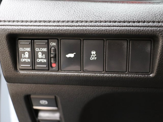 Used 2025 Honda Odyssey Sport-L image 31