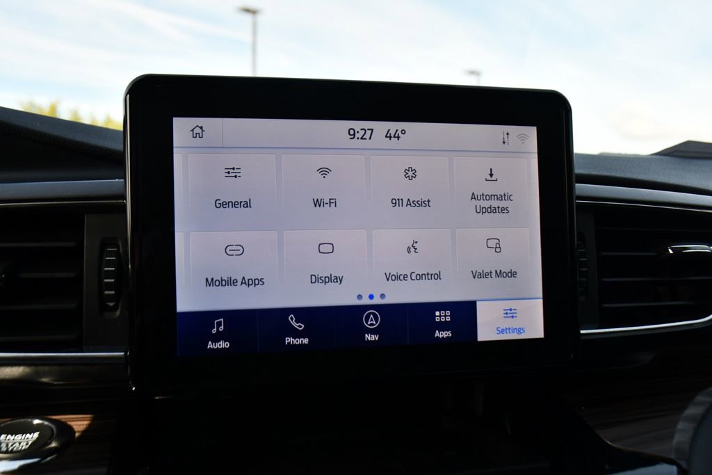Certified 2024 Ford Explorer Limited AWD/4WD image 36