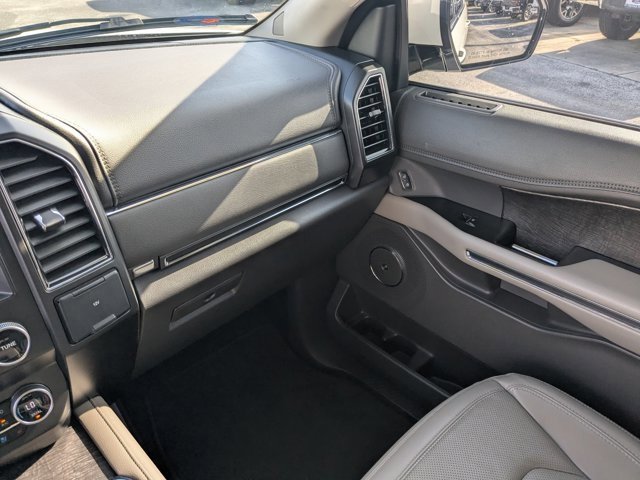 Certified 2021 Ford Expedition Limited image 19