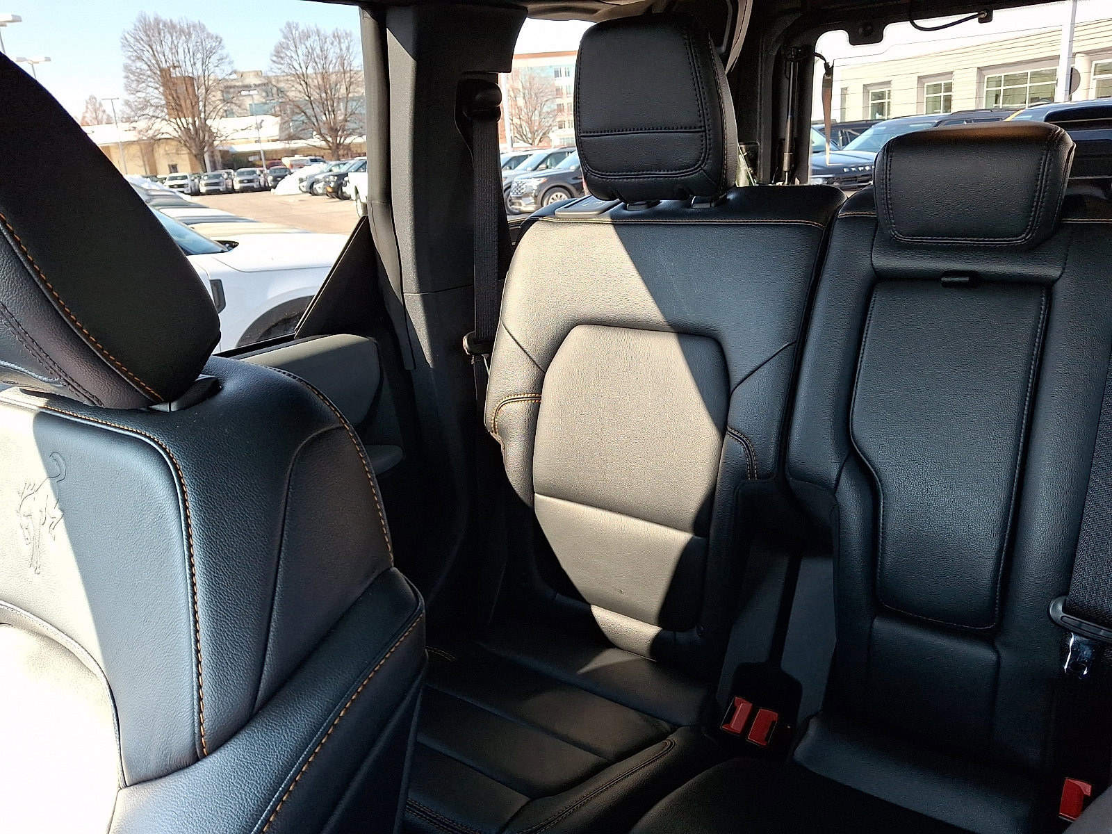 Certified 2023 Ford Bronco Badlands w/ Sasquatch Package image 18