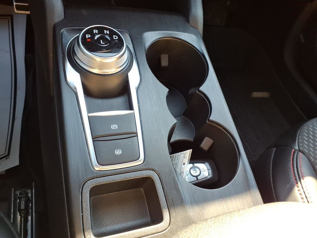 Certified 2023 Ford Escape ST-Line Elite AWD/4WD image 23