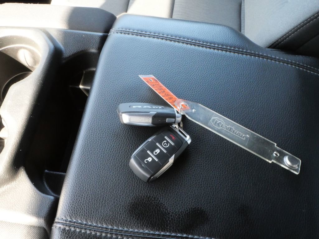 Used 2023 RAM 1500 Big Horn image 28