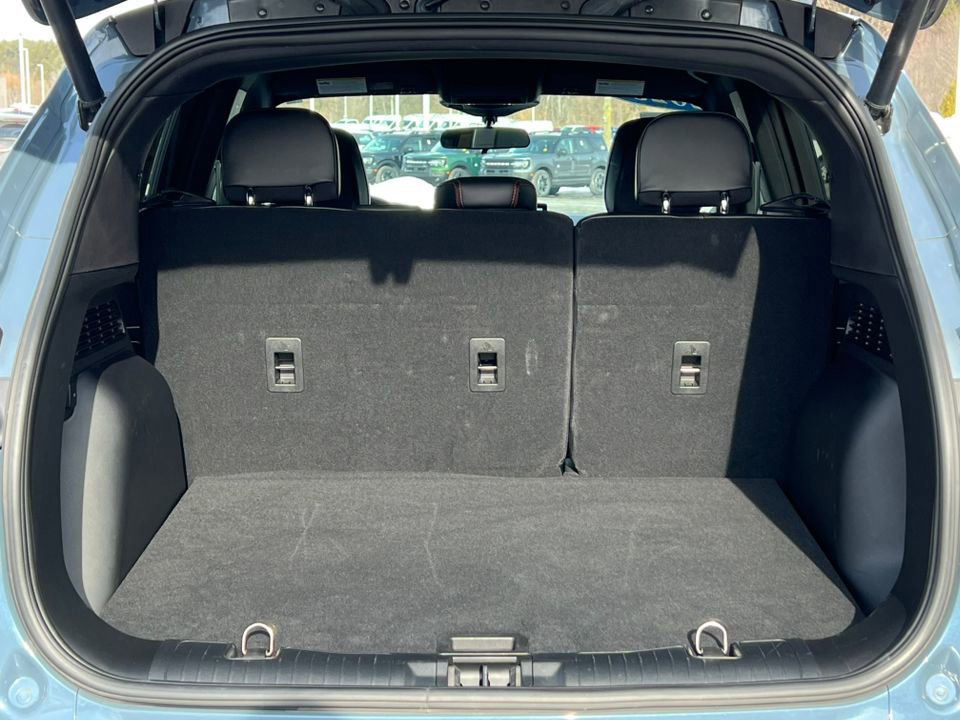 Certified 2023 Ford Escape ST-Line w/ Tech Pack #1 image 37