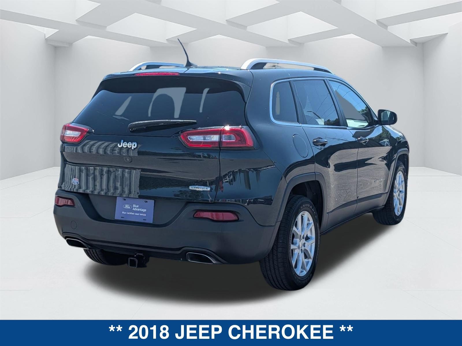 Used 2018 Jeep Cherokee Latitude Plus image 4
