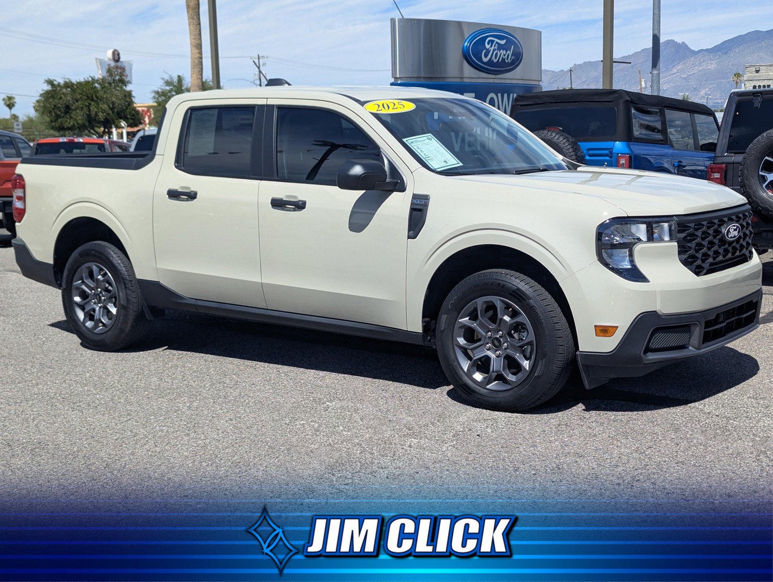 Certified 2025 Ford Maverick XLT w/ Equipment Group 302A