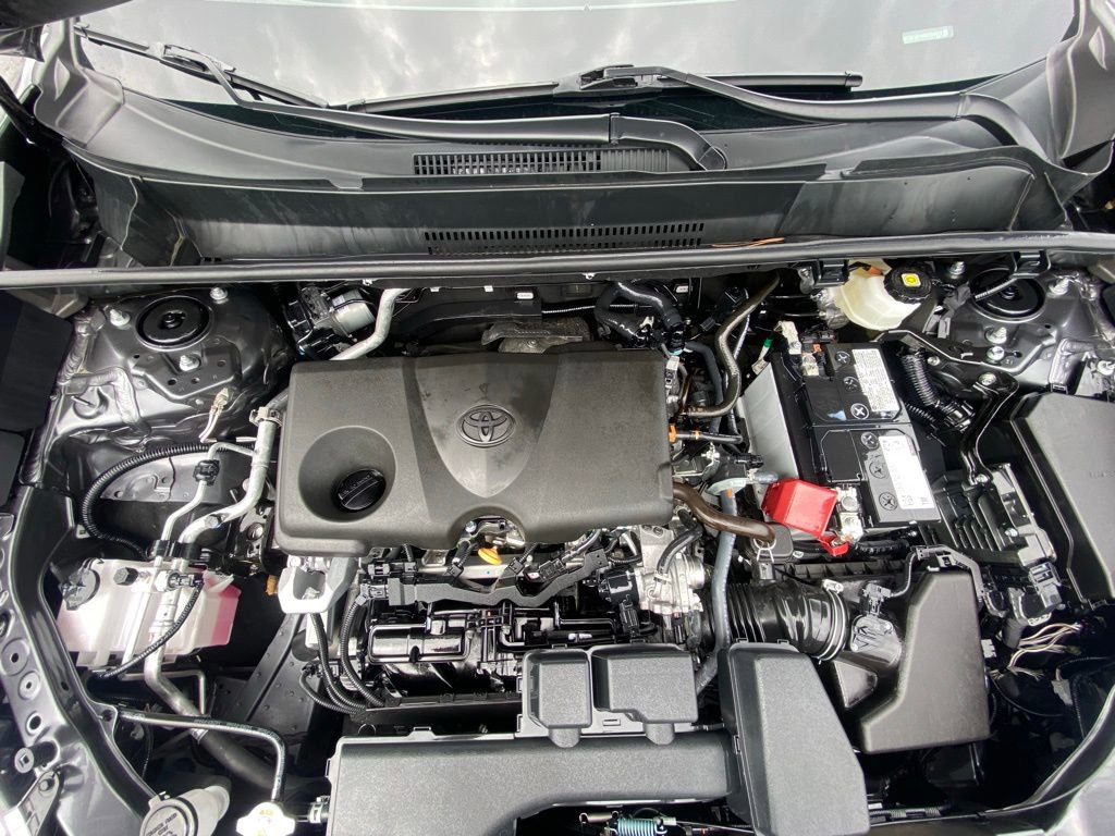Used 2025 Toyota RAV4 XLE Premium FWD image 31