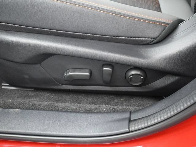 Used 2025 Subaru Crosstrek 2.5i Limited w/ Crosstrek Mirror Package AWD/4WD image 15