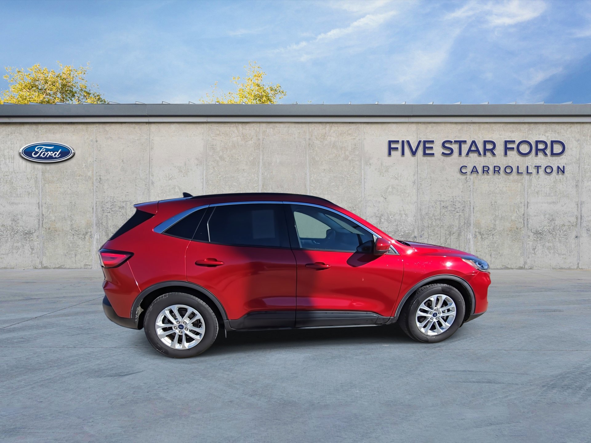 Certified 2020 Ford Escape SE image 6