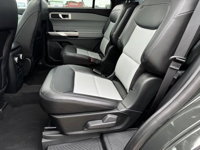 Certified 2023 Ford Explorer XLT w/ Equipment Group 202A AWD/4WD image 10