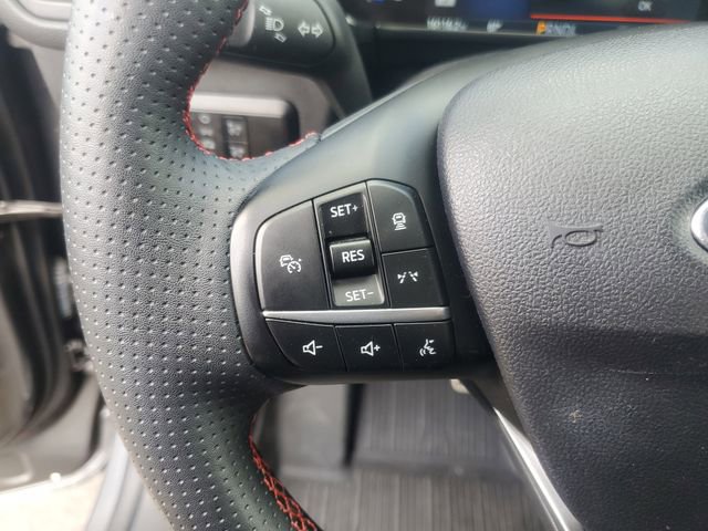 Certified 2024 Ford Escape ST-Line w/ Tech Pack #1 AWD/4WD image 18