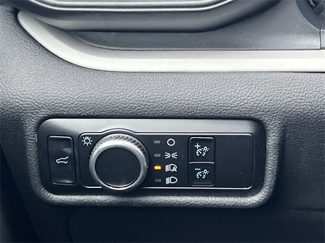 Certified 2023 Ford Explorer XLT image 32