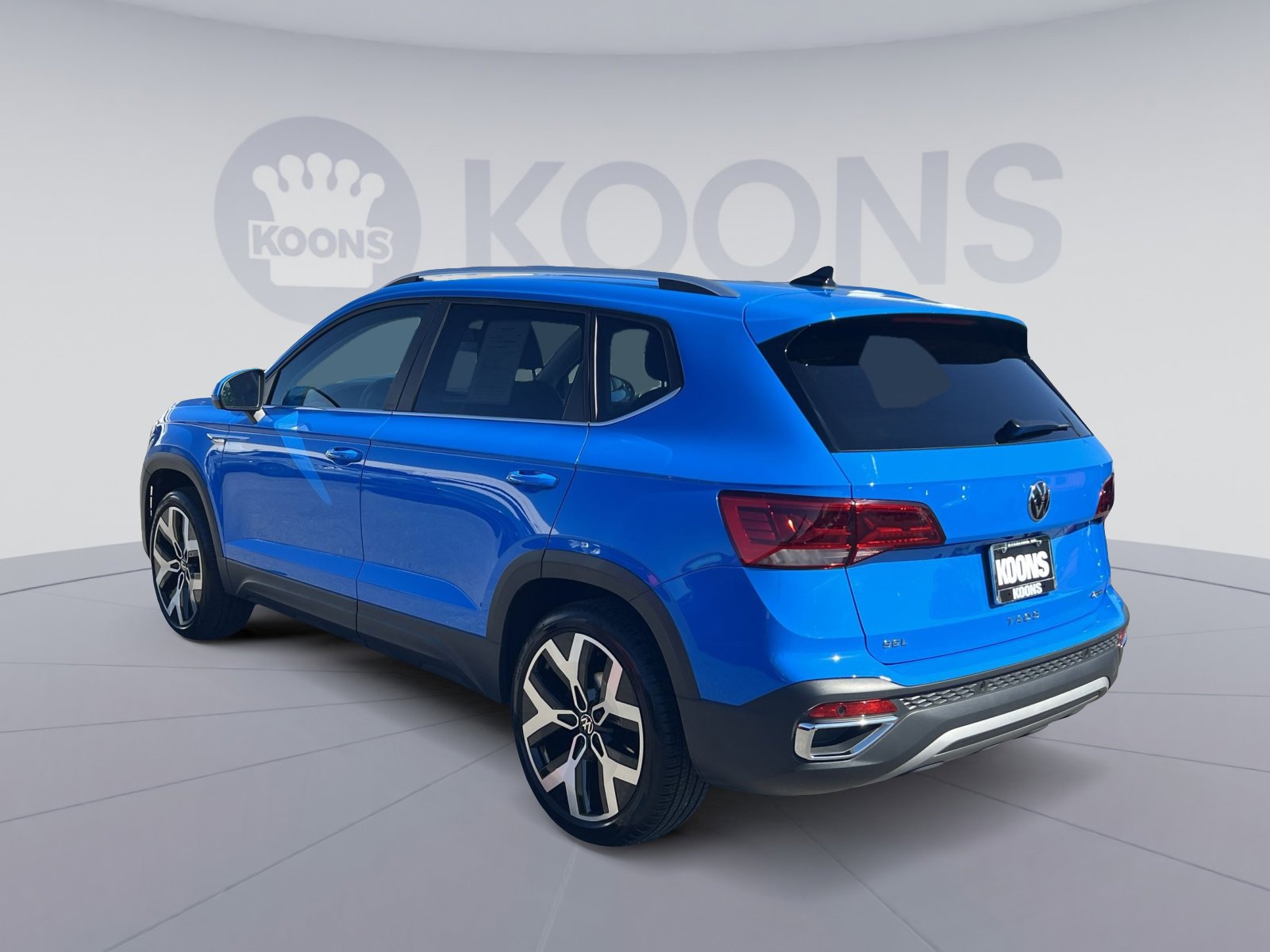 Used 2023 Volkswagen Taos SEL AWD/4WD image 14