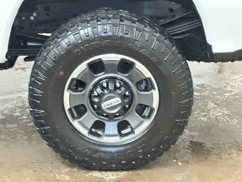 Certified 2024 Ford F250 Lariat w/ Tremor Off-Road Package AWD/4WD image 50