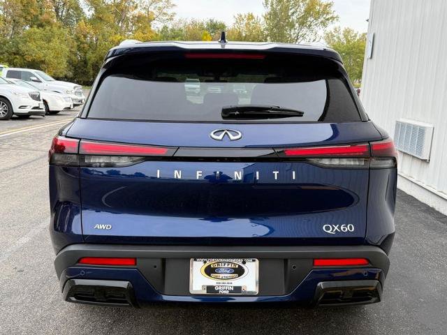 Used 2024 INFINITI QX60 Luxe AWD/4WD image 4