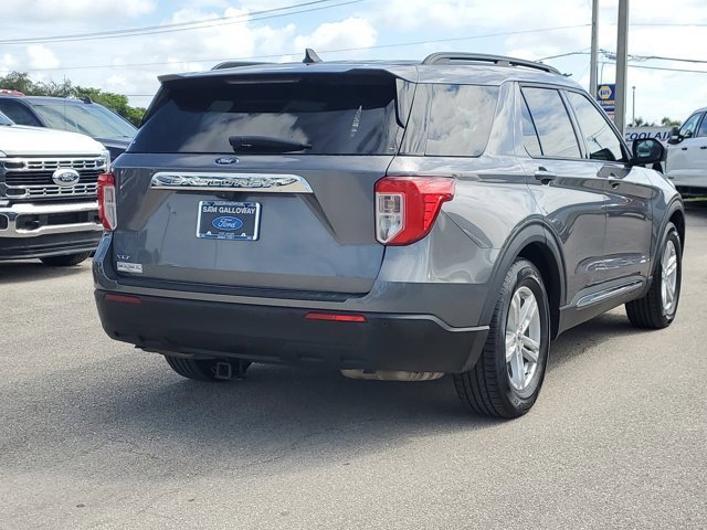 Certified 2021 Ford Explorer XLT image 4