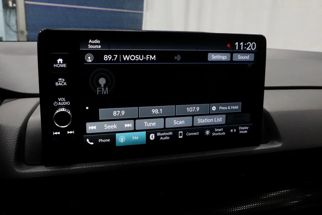Used 2025 Honda CR-V EX-L image 3