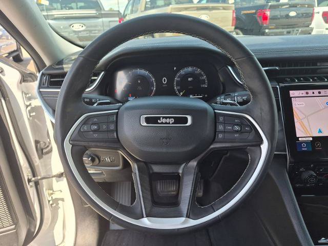 Used 2023 Jeep Grand Cherokee Limited w/ Trailer Tow Prep Group (B) AWD/4WD image 18