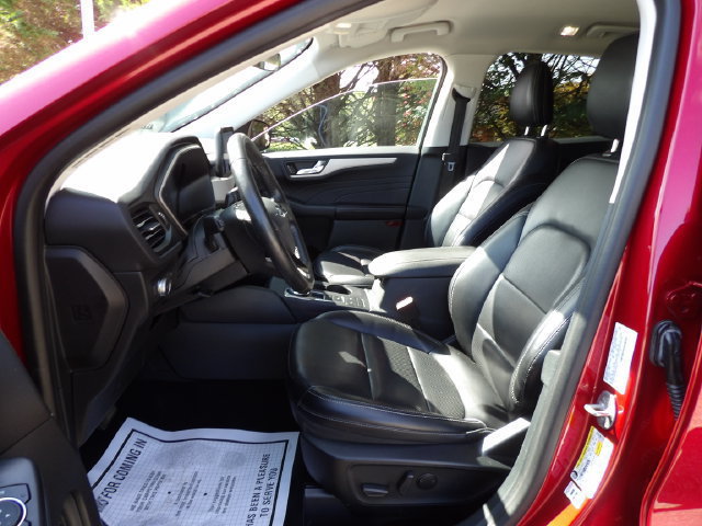 Certified 2021 Ford Escape SEL AWD/4WD image 17