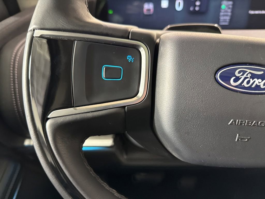 Certified 2025 Ford Expedition Platinum AWD/4WD image 25